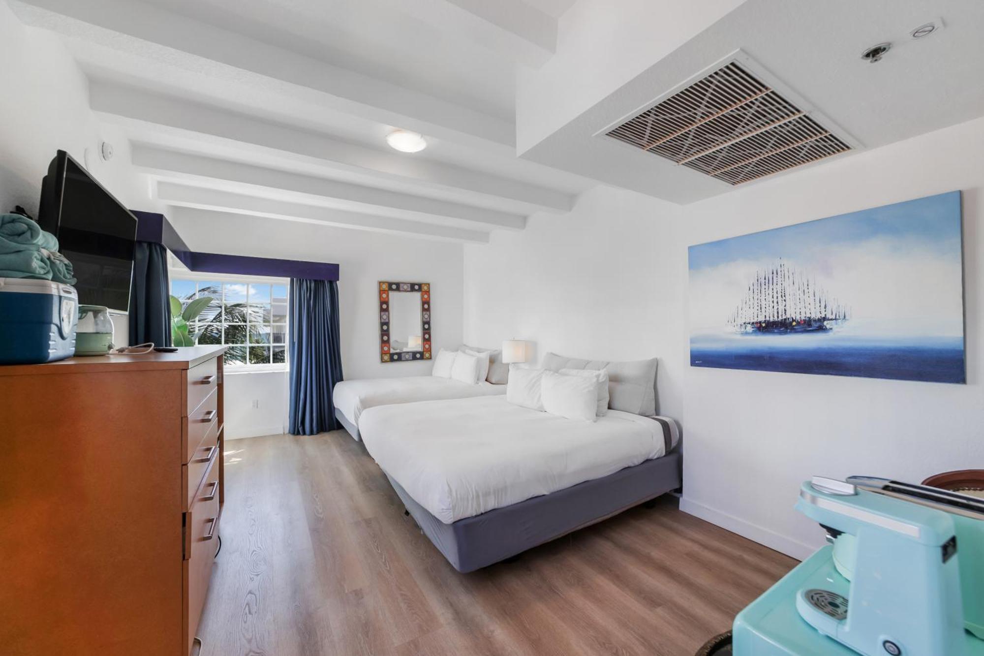 Ocean Spray Hotel Miami Beach Exterior photo