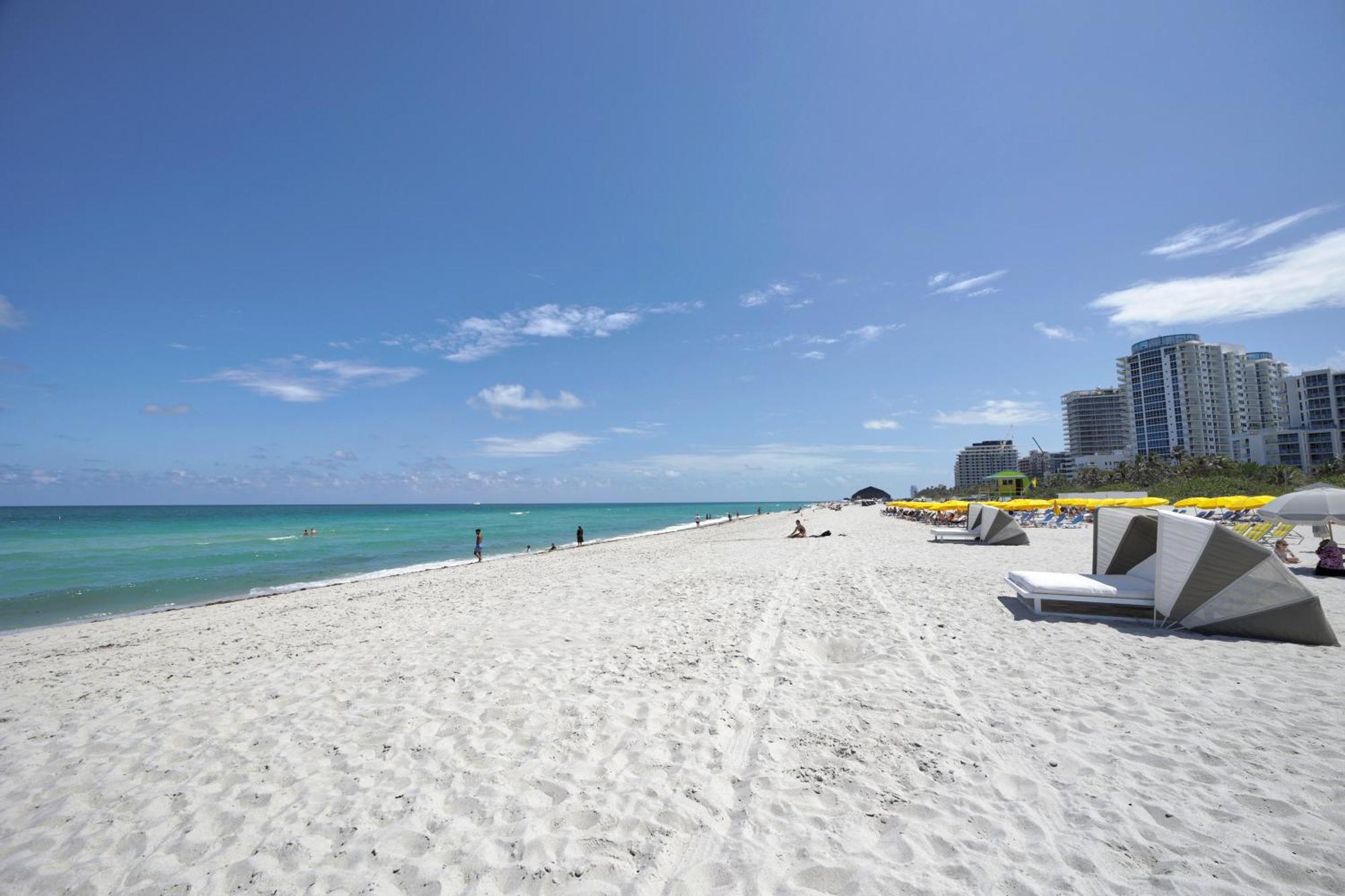 Ocean Spray Hotel Miami Beach Exterior photo